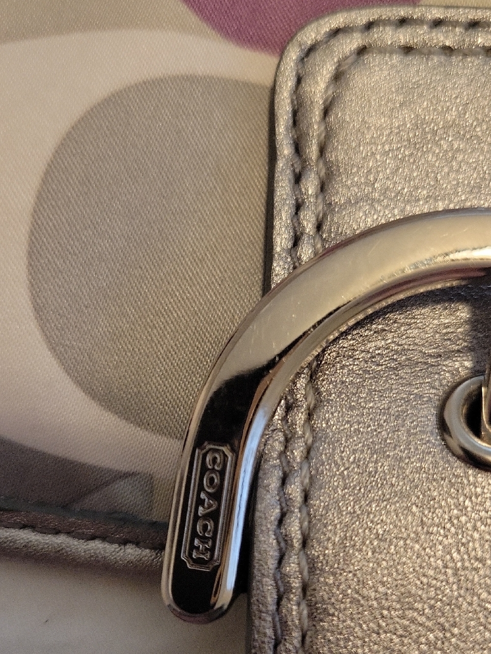 Coach Y2K Soho Scarf Print Crossbody / Shoulder Bag EUC retail $149 - Picture 9 of 11